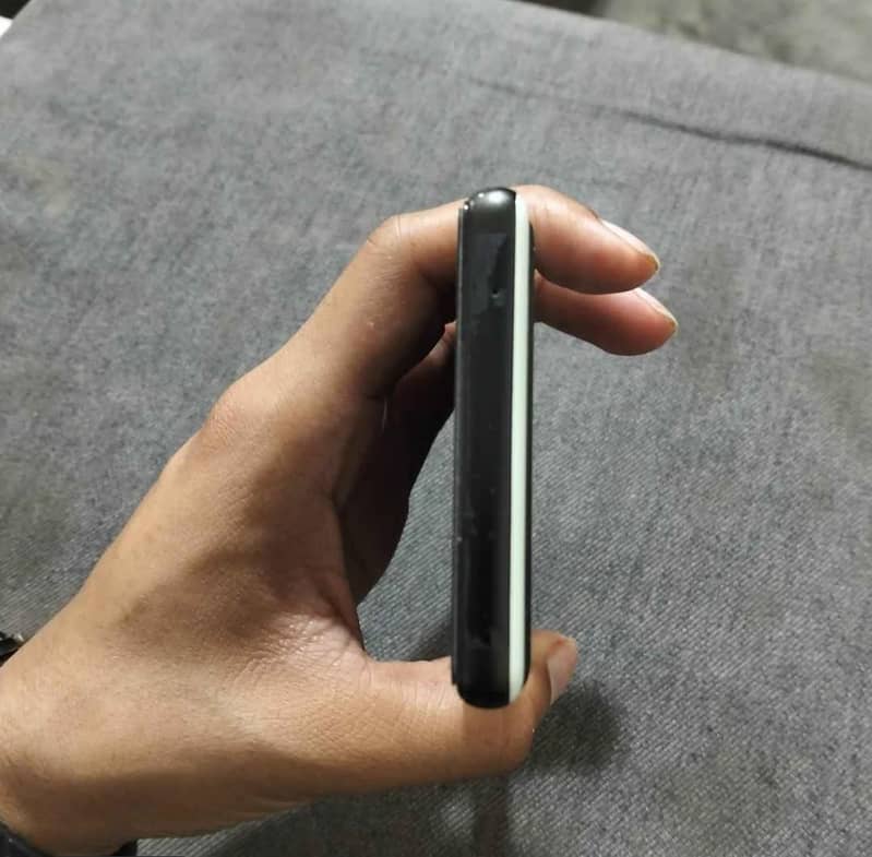 Google pixel 6a 3