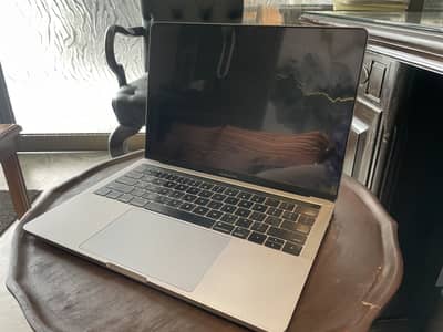MacBook Pro 13” 2016
