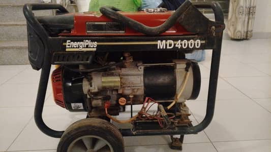 Generator /3KW/Midas MD4000/Gas Kit Installed/Pack Engine
