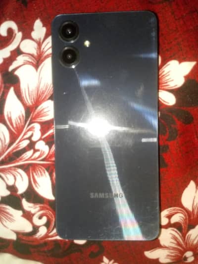 Samsung Mobile A06