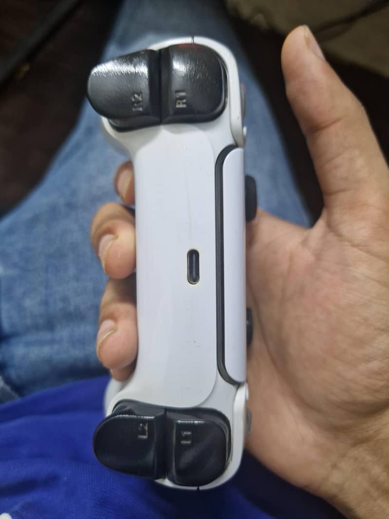 Playstation 5 controller 2