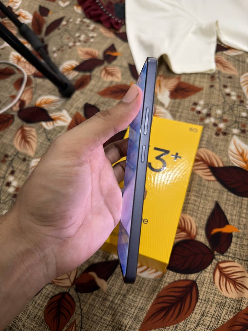 Realme 13 Plus 6
