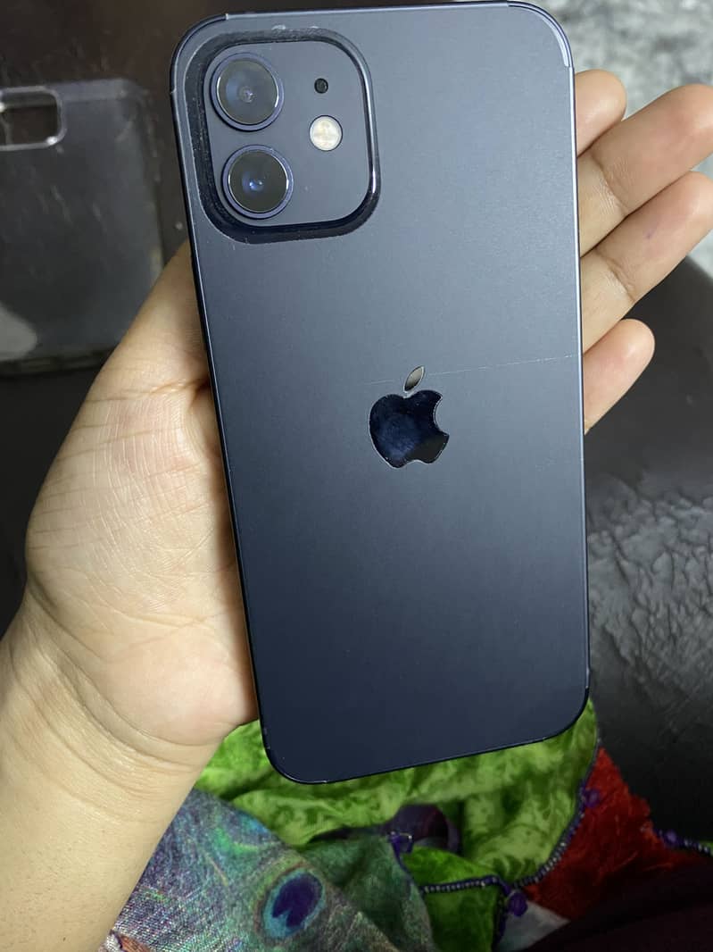 Apple iPhone 12 5