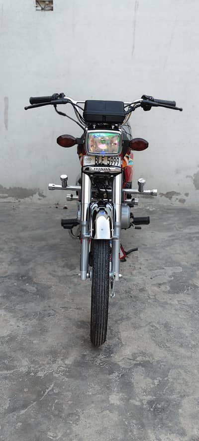 2026 model show room condition urgent sale