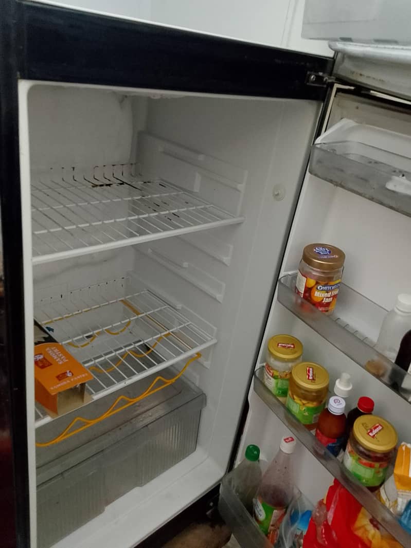 Refrigerator 5