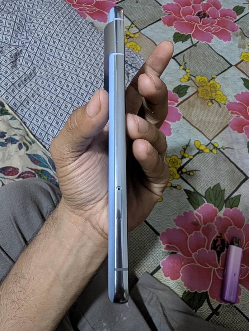 Google Pixel 8 Pro 3