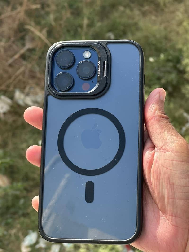 Apple iPhone 15 Pro Max 7