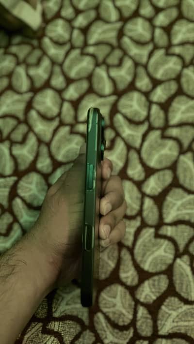 Apple iPhone 16 Pro