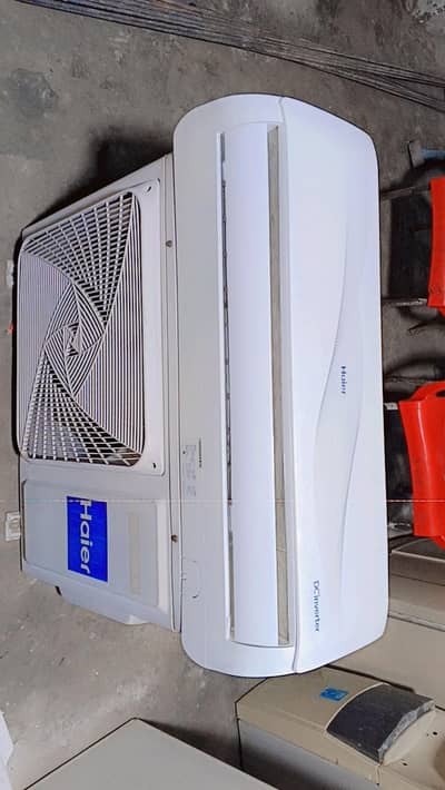 Haier 1.5 ton inverter Ac heat and cool no open no repair