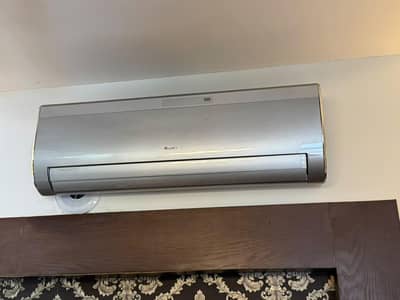 Gree 1.5 ton non inverter Total genuine hh repair kbhi naii hua
