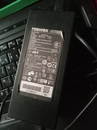 Laptop for Sale - Bina Battery - Charger + Mouse Sath - Working