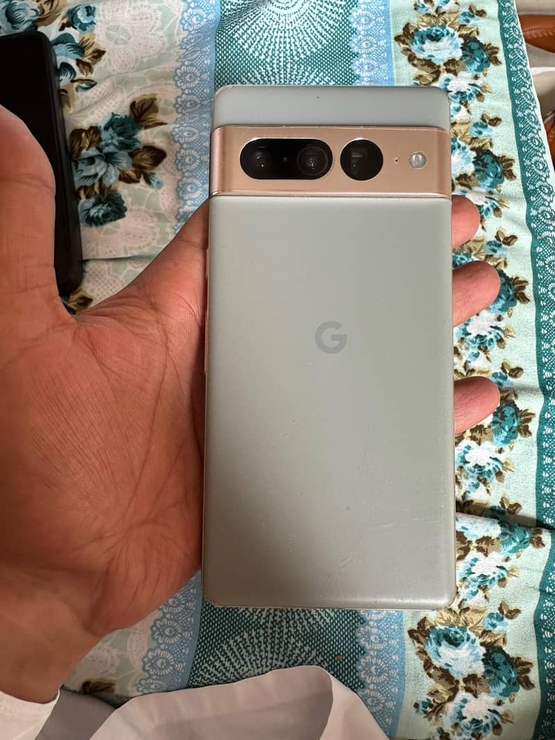 Google Pixel 7 Pro 2