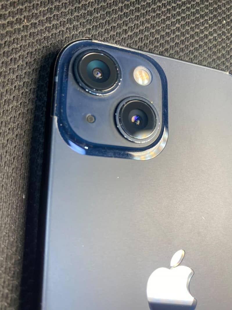 Apple iPhone 13 1