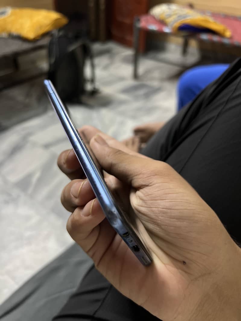 Vivo v21e 2