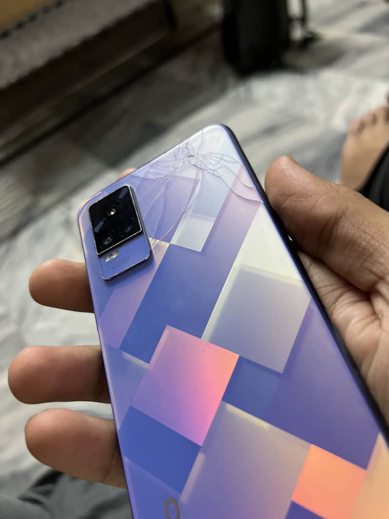 Vivo v21e 5