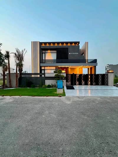 1 Kanal Brand New Luxury Furnished House for Rent in a Prime Location of Bahria Town, Lahore.