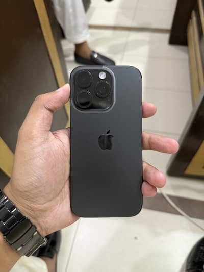 Apple iPhone 16 Pro JV