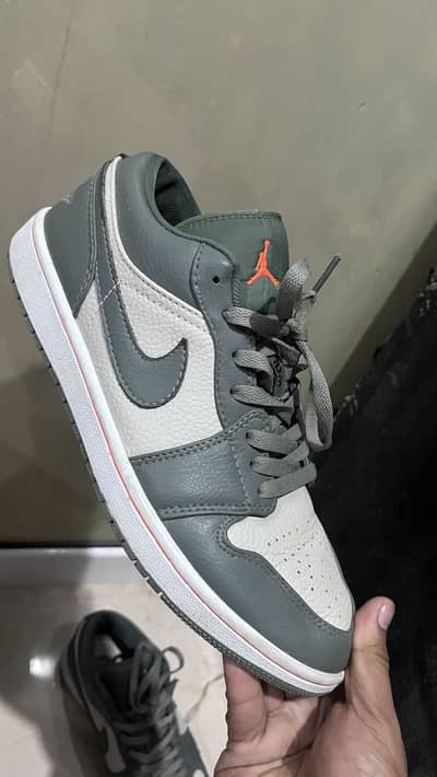 Nike air jordan low military green us10 uk 9