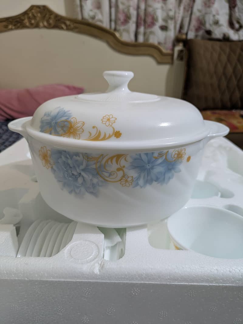 Dinner set 3