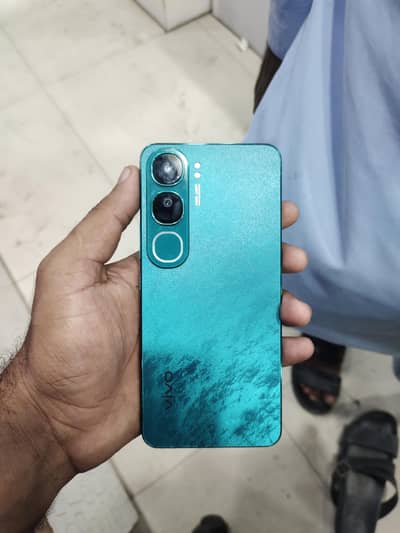 Vivo Y200