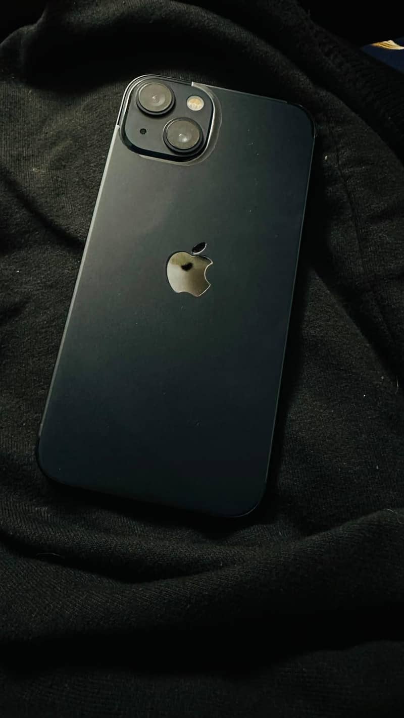 Apple iPhone 13 7