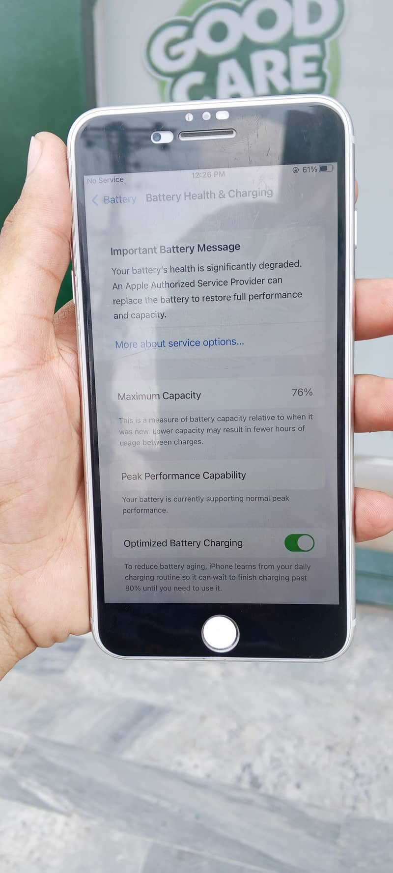 Apple iPhone 8 Plus 4