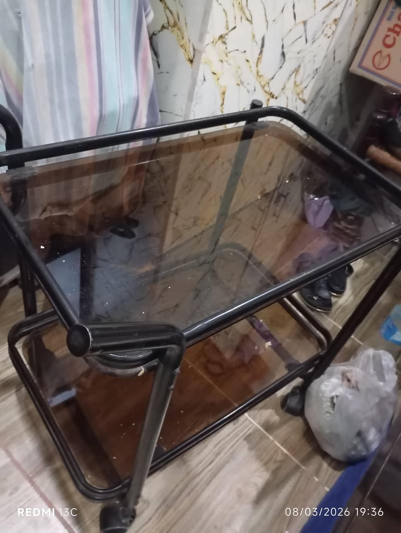 tea trolley 0