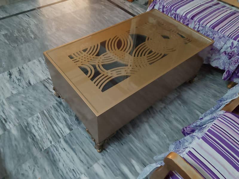 DINING TABLE 3