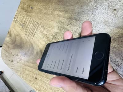 Apple iPhone SE 2020