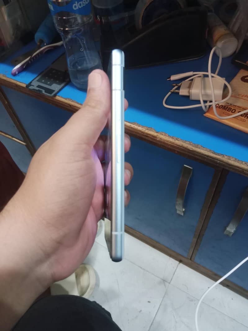 Google Pixel 7a 2