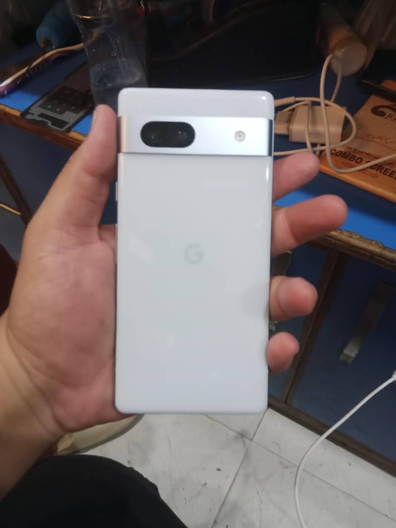 Google Pixel 7a 3