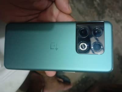 One Plus 10 Pro