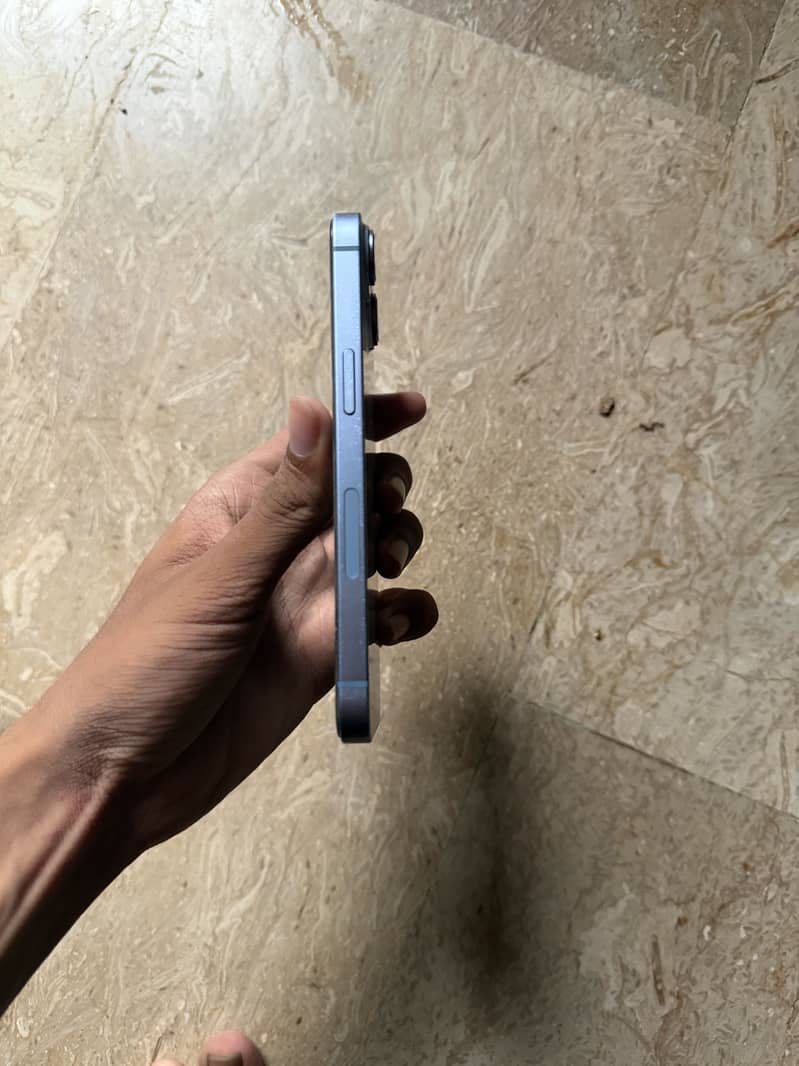 Apple iPhone 14 1