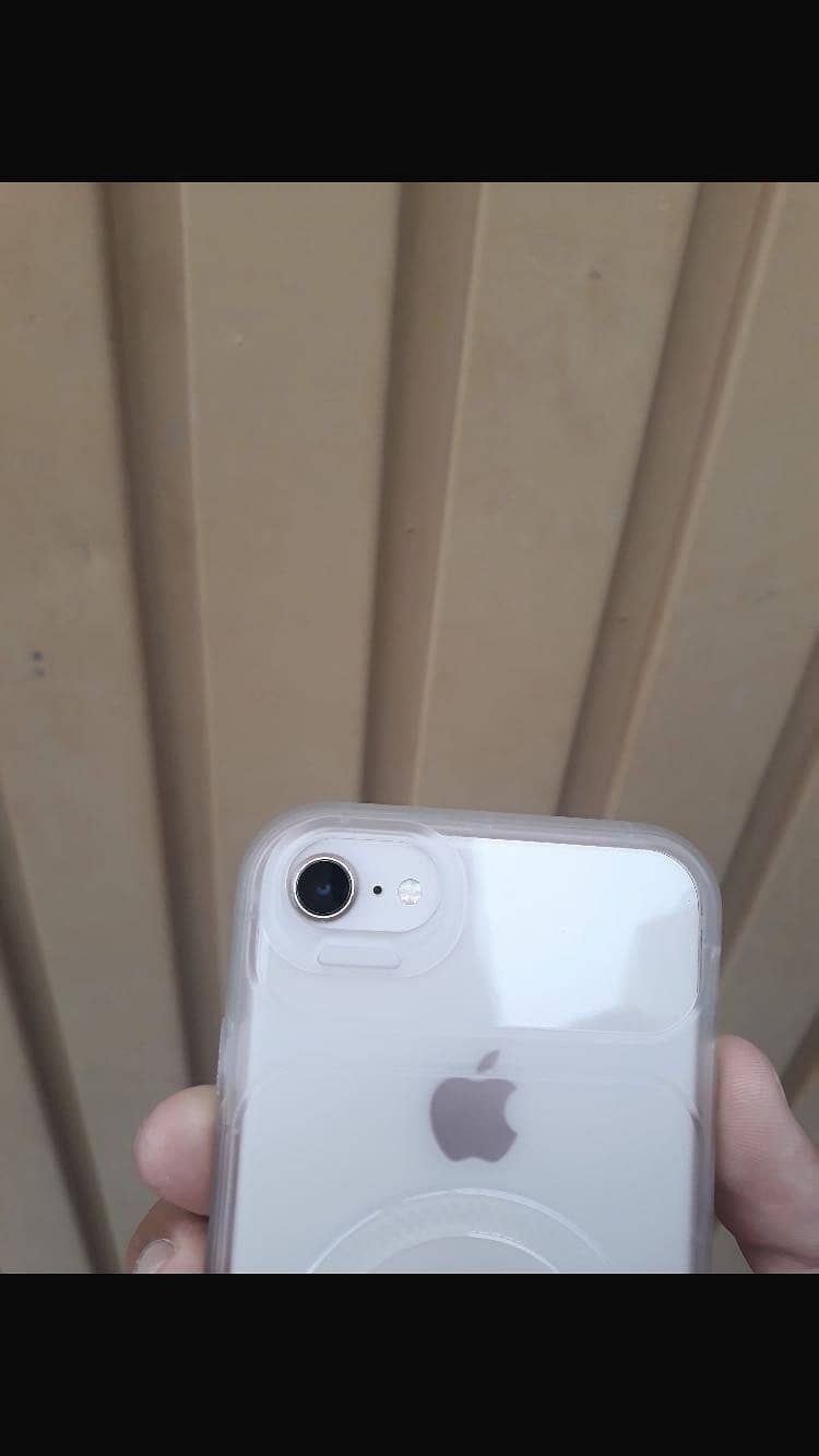 Apple iPhone 8 4
