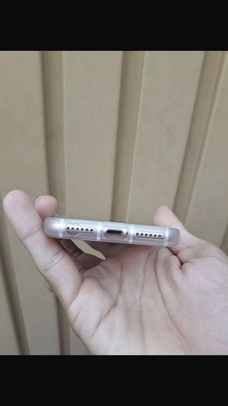 Apple iPhone 8 5