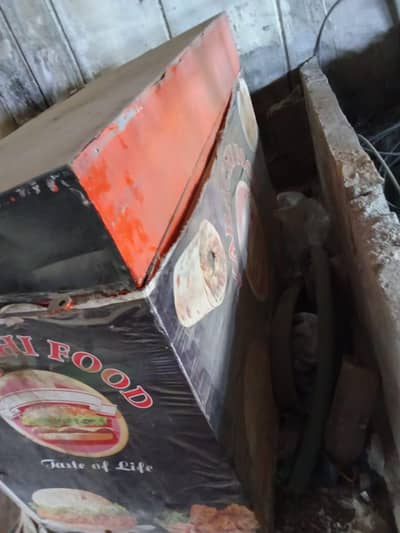 burger and fries stall