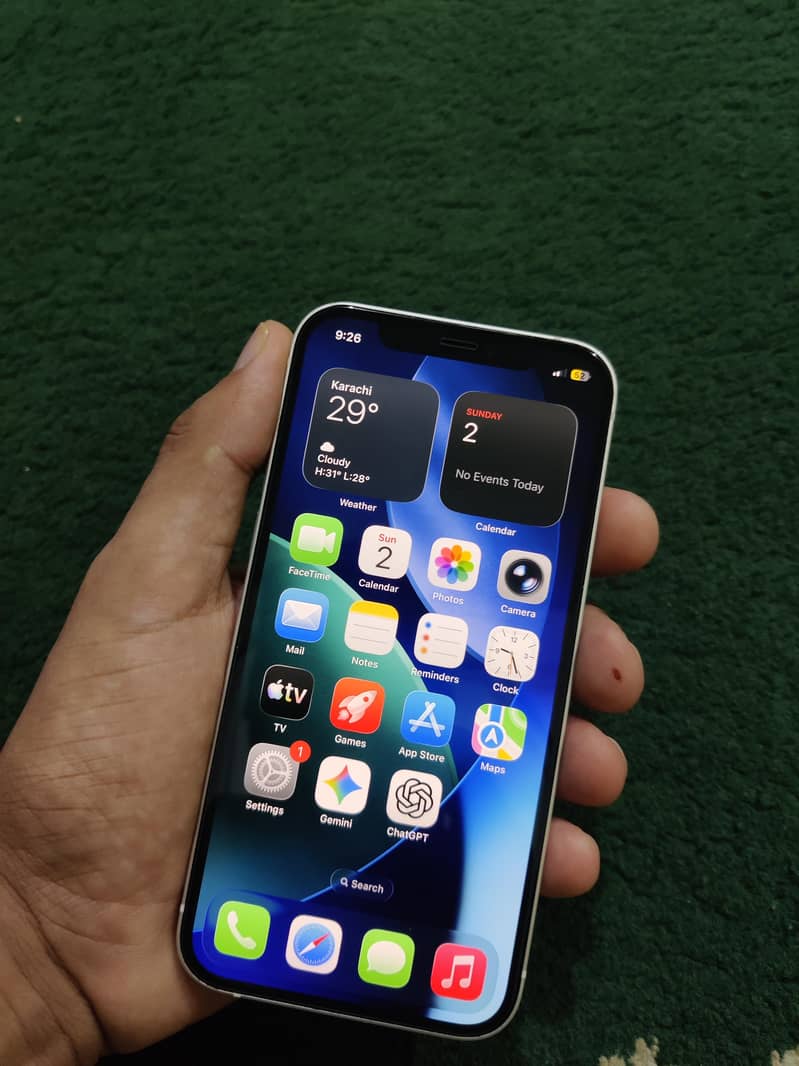 Apple iPhone 12 2