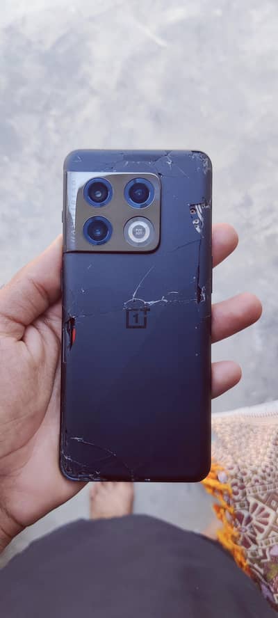 One Plus 10 Pro