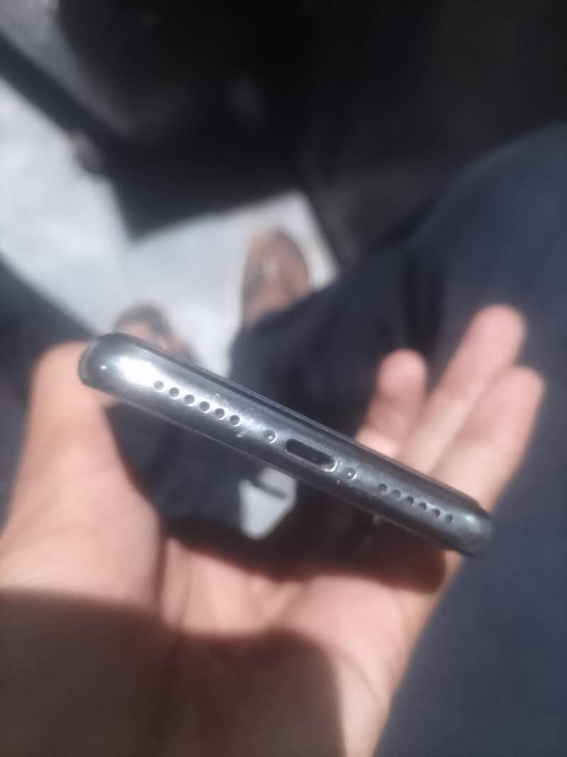 Apple iPhone X 2