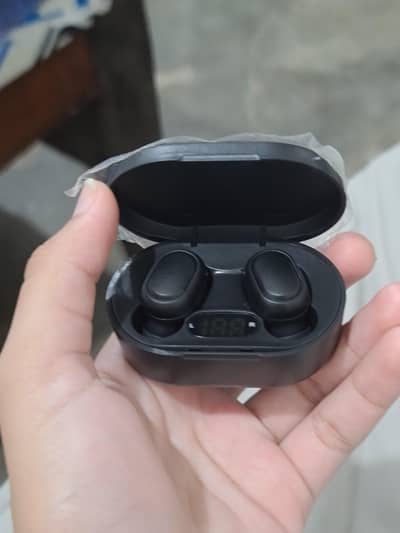 Wireless Earbuds