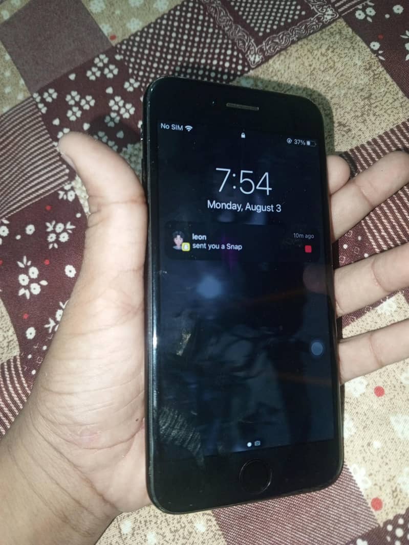 Apple iPhone 7 2