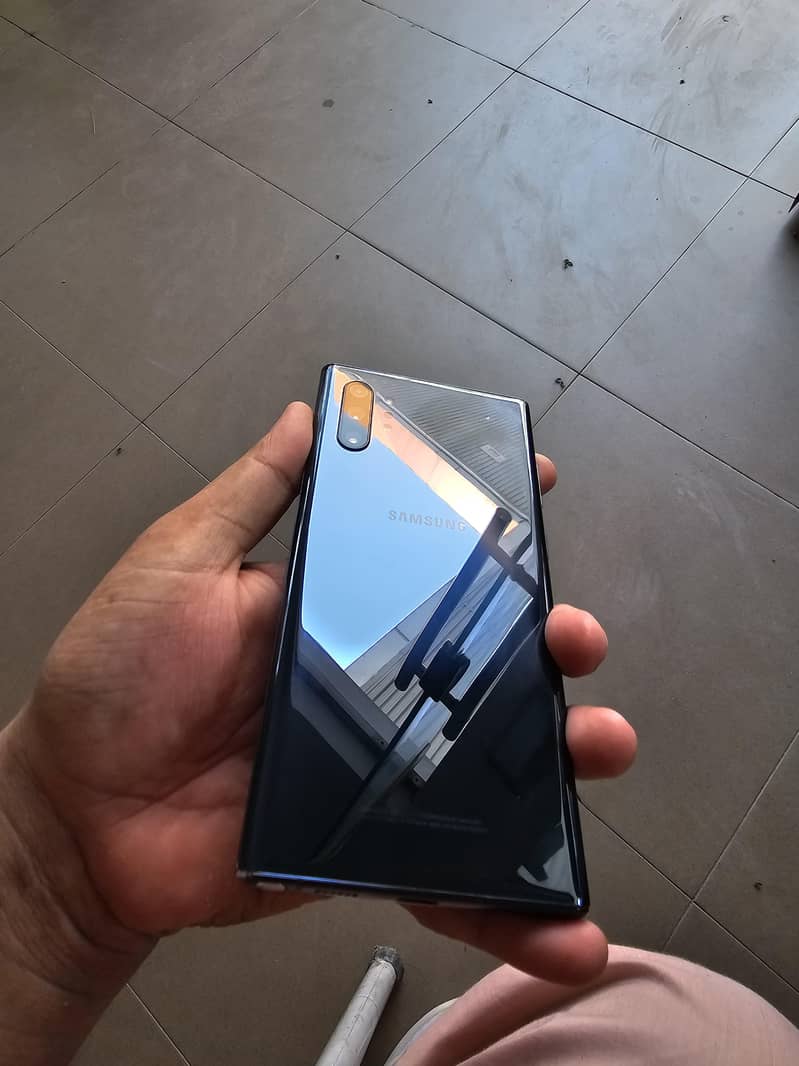 Samsung Mobile Note 10 Plus 2
