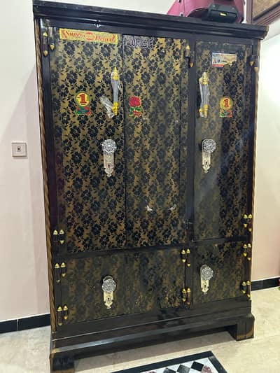 3 Door Steel Almari for Sale
