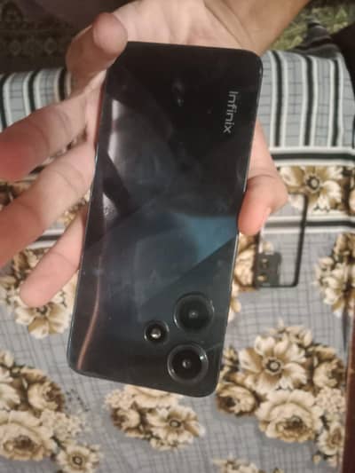 Infinix Hot 30 Play
