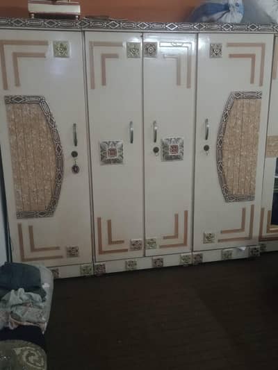 Urgent Sale king size Bed Room set