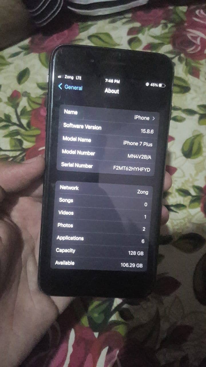 Apple iPhone 7 Plus 3