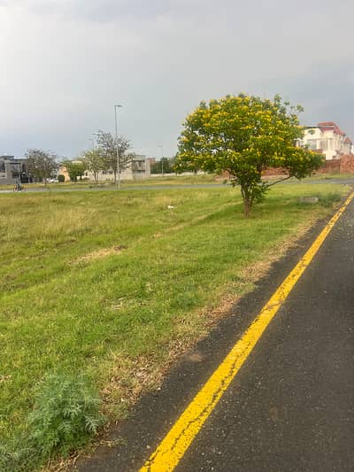 10 Marla Plot (Possession Available) Build Your Dream Home Now