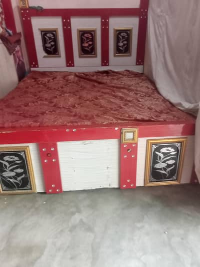 Agent sale queen size Bed hai
