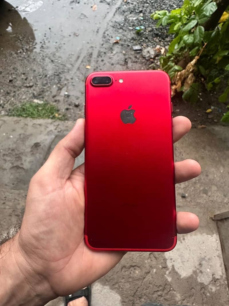 Apple iPhone 7 Plus 2