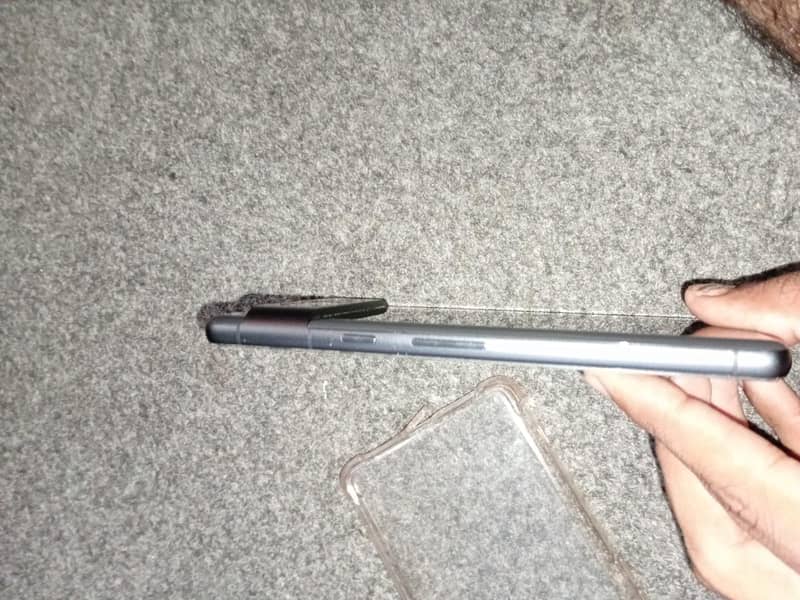 Google Pixel 7 4